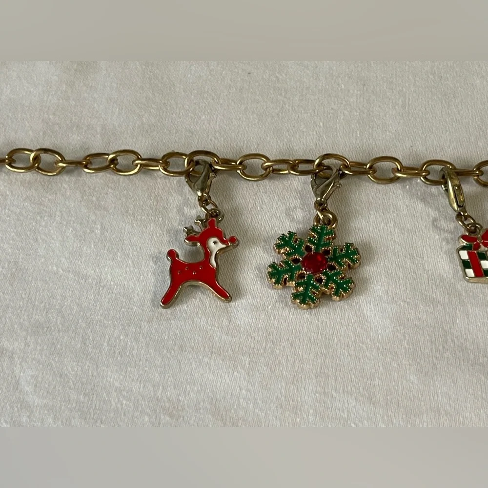 Vintage Christmas charm bracelet, gold tone, removable, charms